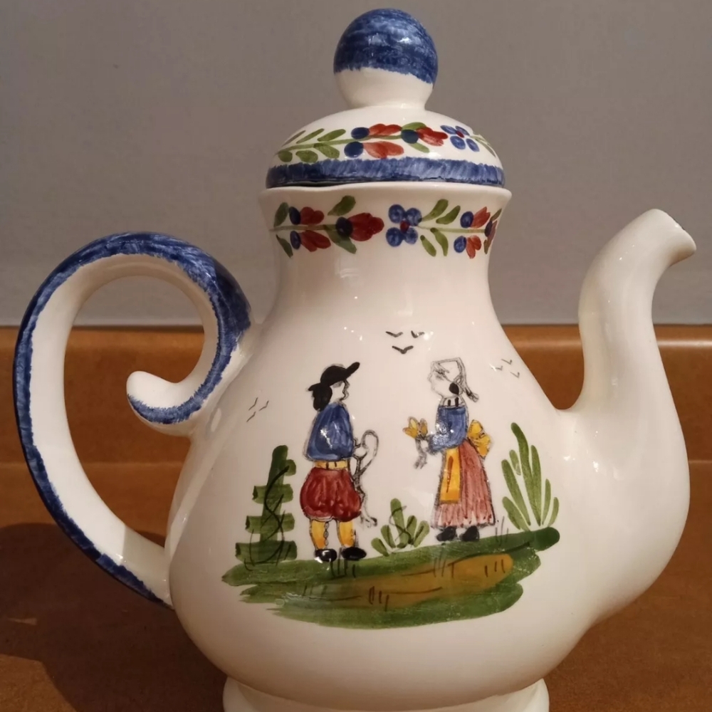 Antique Blue Ridge Pottery ERWIN TENN POTTERY TEA POT Negatha P Hand Painted